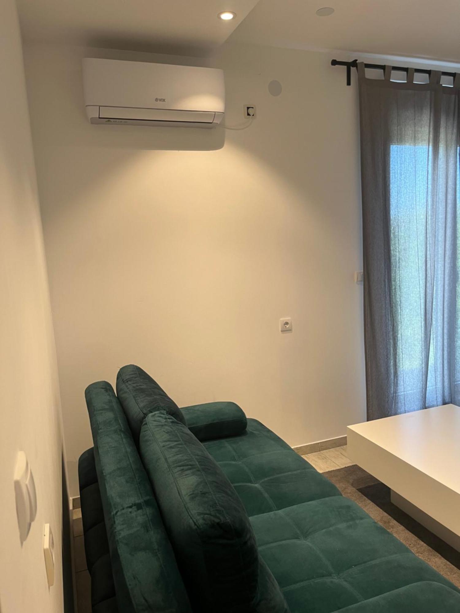 Magic M Apartment Mali Mokri Lug Bagian luar foto